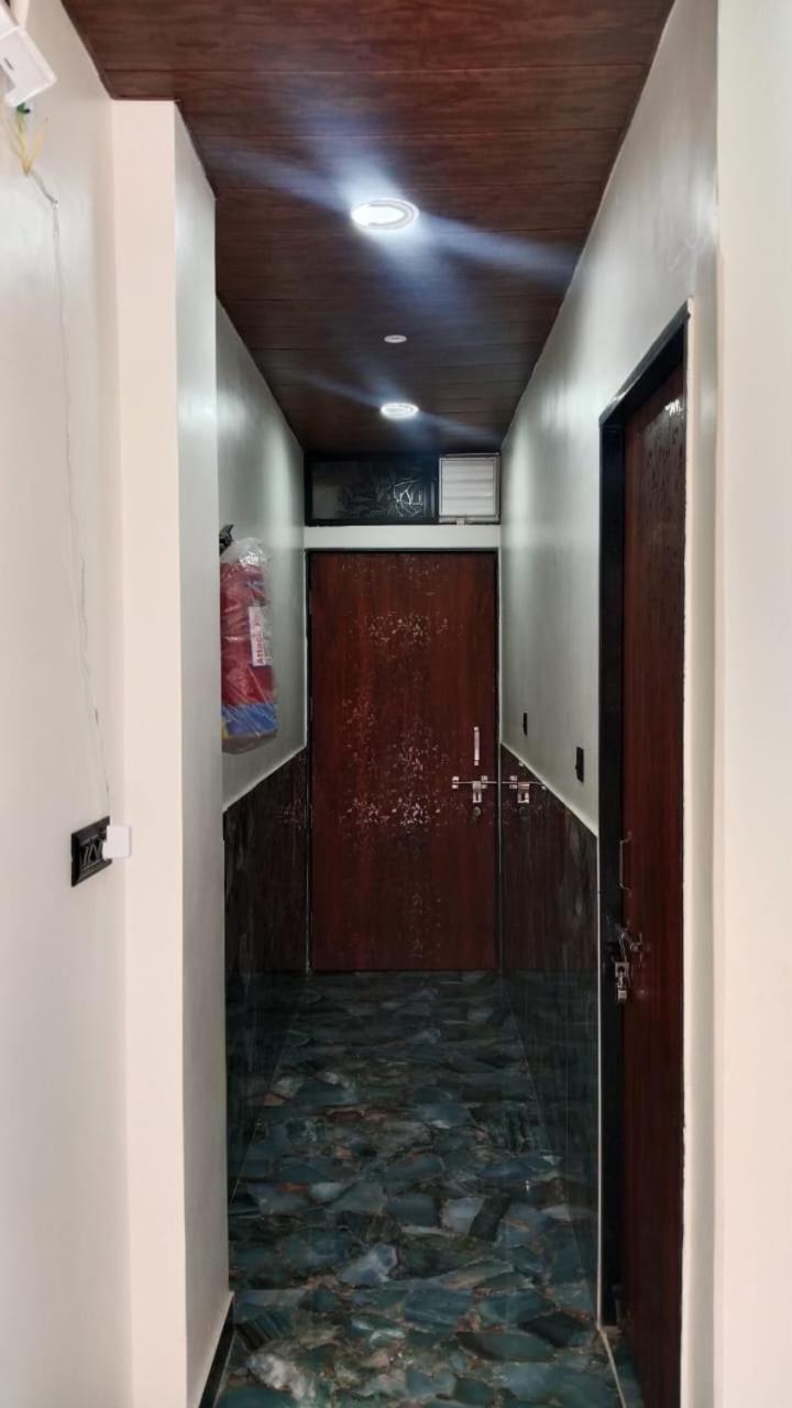 Golden Guest House ウッジャイン エクステリア 写真